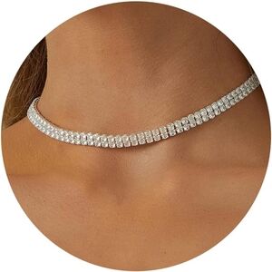 Sparkling rhinestone choker necklace
